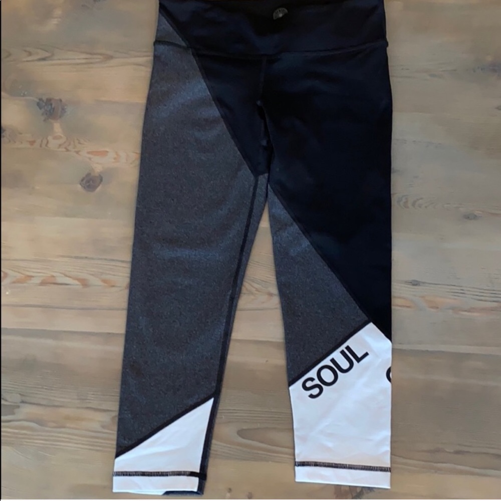 Soul cycle color block cropped leggings